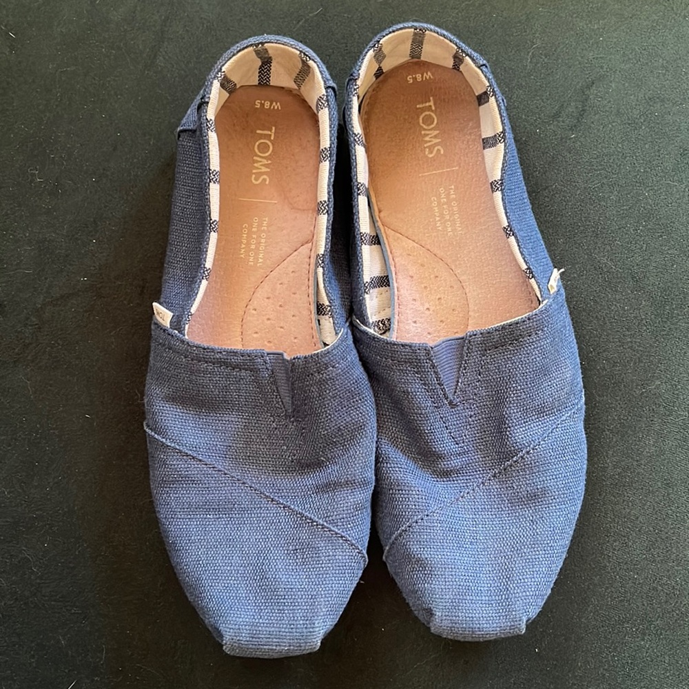 Tom’s Dark Blue Canvas Slip-on Shoe Size 8.5W